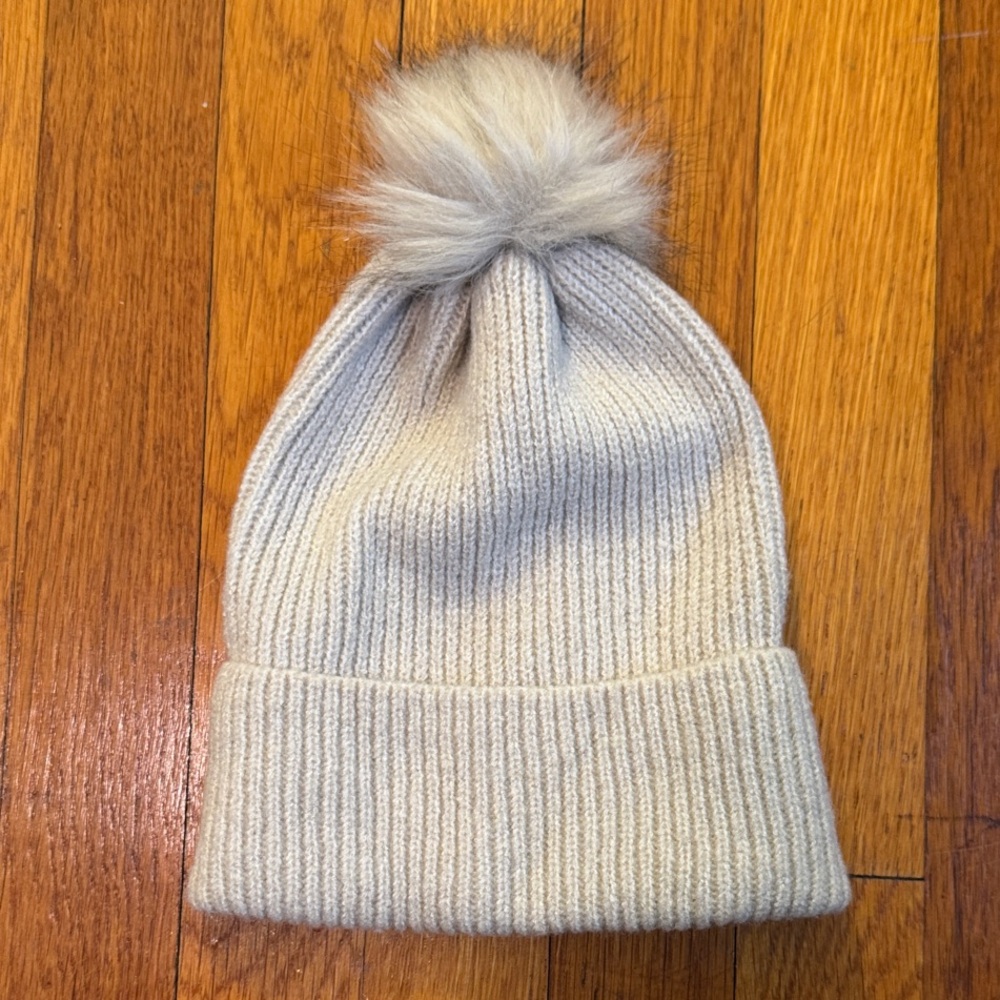 Primark Cream Knit Beanie with Pom-Pom